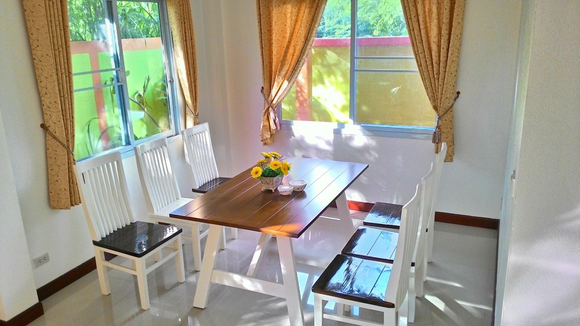 Orange Villa Chiang Mai Exterior photo